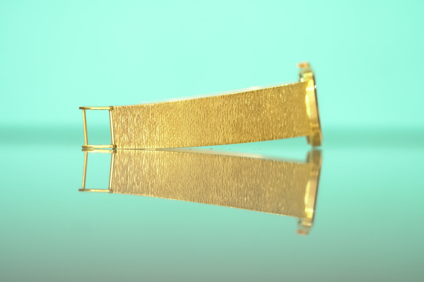 Patek Philippe Ellipse Yellow Gold 32mm Gold Bracelet Watch Only 1973 3546