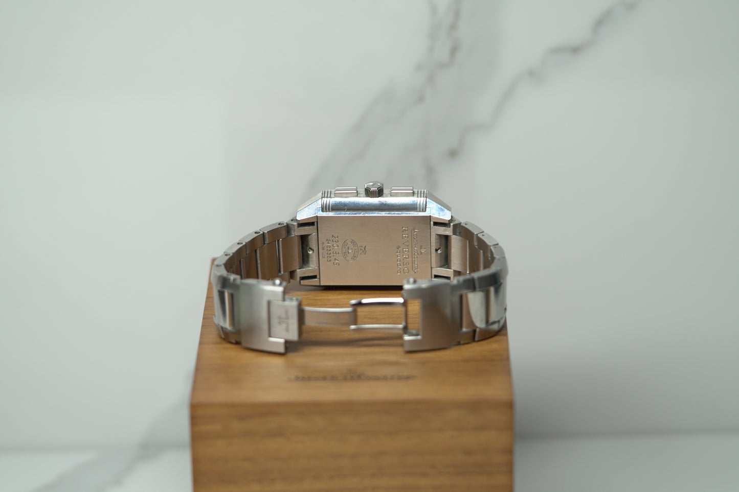 Jaeger Le Coultre Reverso Squadra GMT Stainless Steel 35mm Silver Bracelet Watch Only 230.8.45/7018120