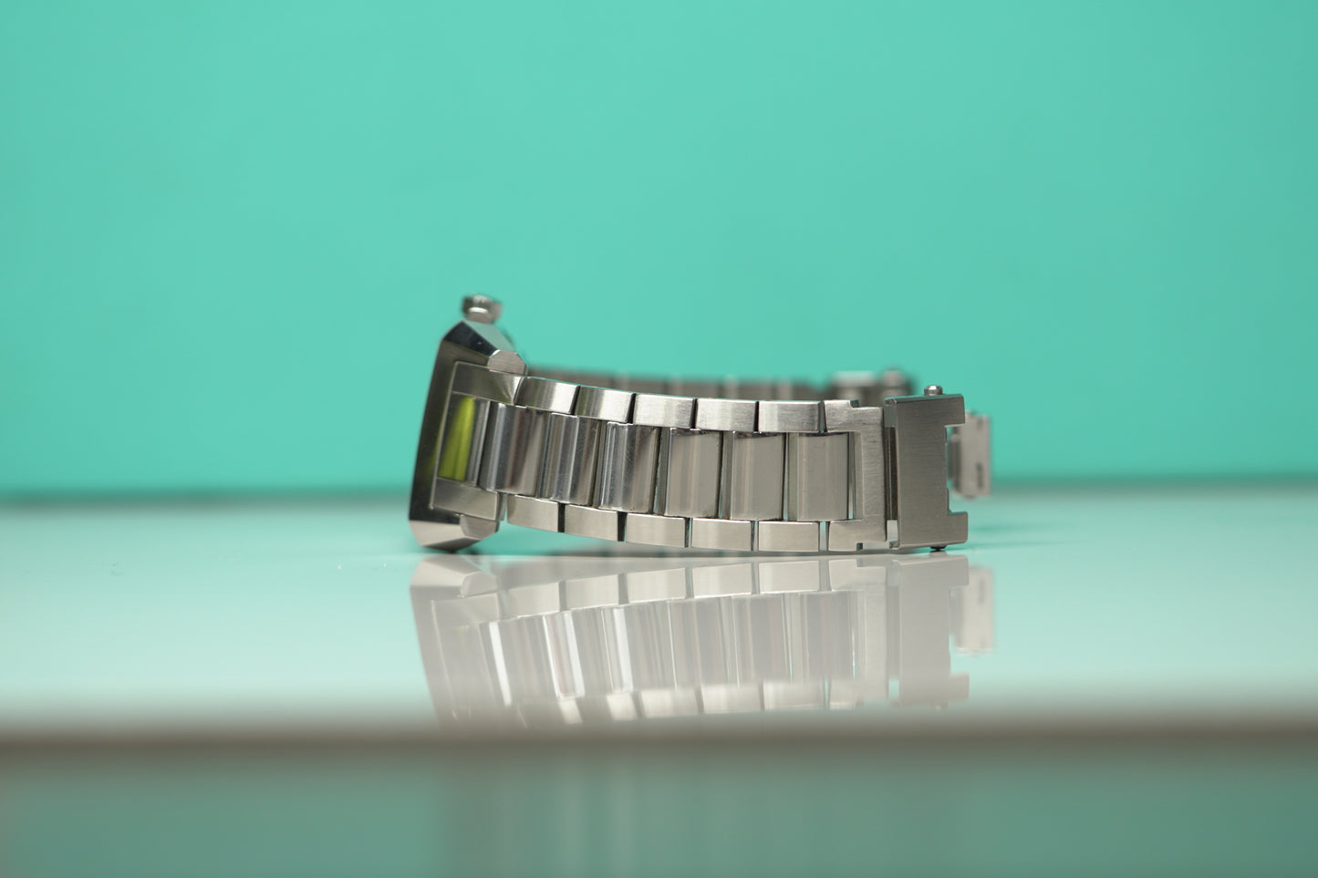 Jaeger Le Coultre Reverso Squadra GMT Stainless Steel 35mm Silver Bracelet Watch Only 230.8.45/7018120