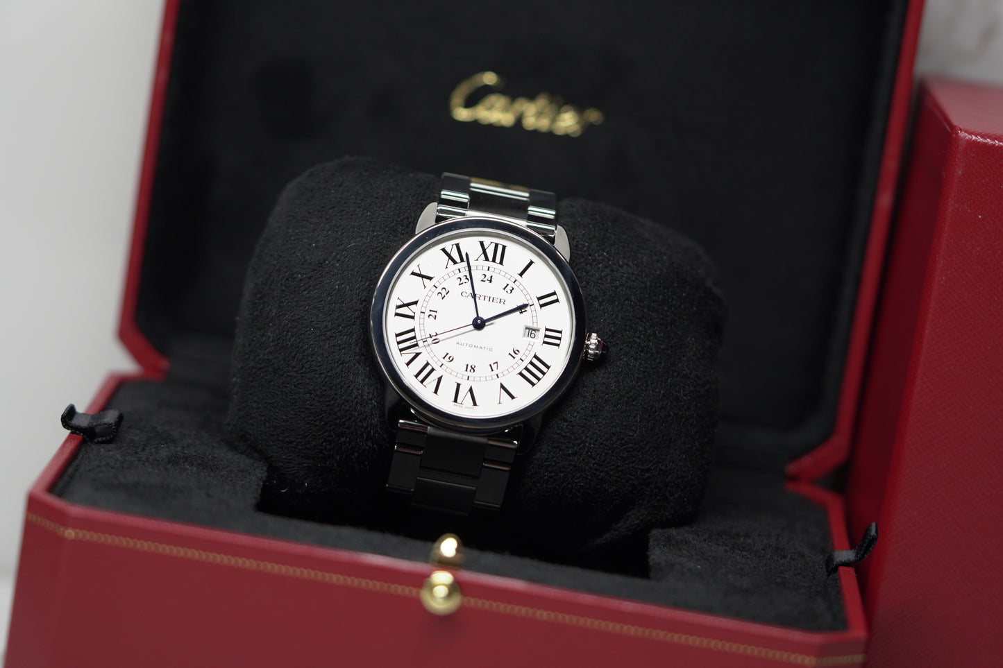 Cartier Ronde Solo De Cartier Stainless Steel XL White Bracelet Watch Only UNK W6701011