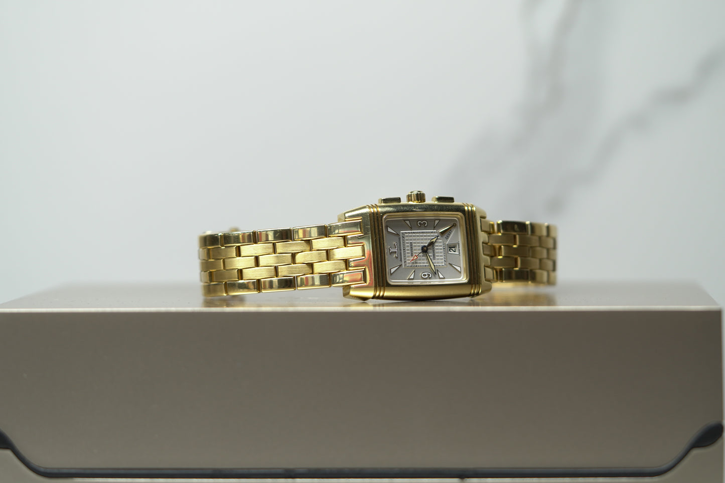 Jaeger Le Coutre Reverso Yellow Gold 26mm Dual White Bracelet Watch Only 290160