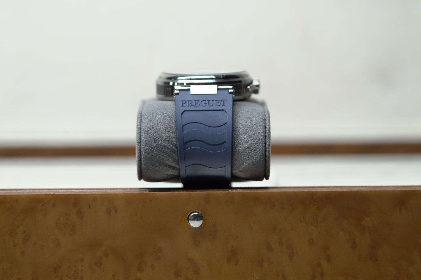 Breguet Marine Marine White Gold 40mm Blue Rubber Watch Only 5517BB