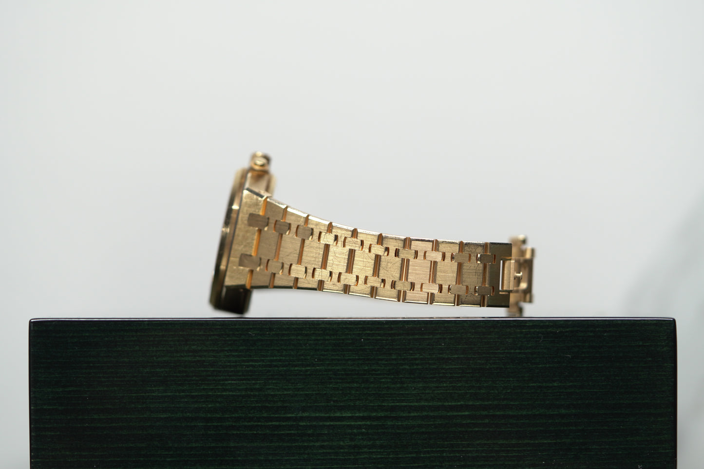 Audemars Piguet Royal Oak Offshore Rose Gold Diamond Bezel 38 White Bracelet Watch Only 26315OR