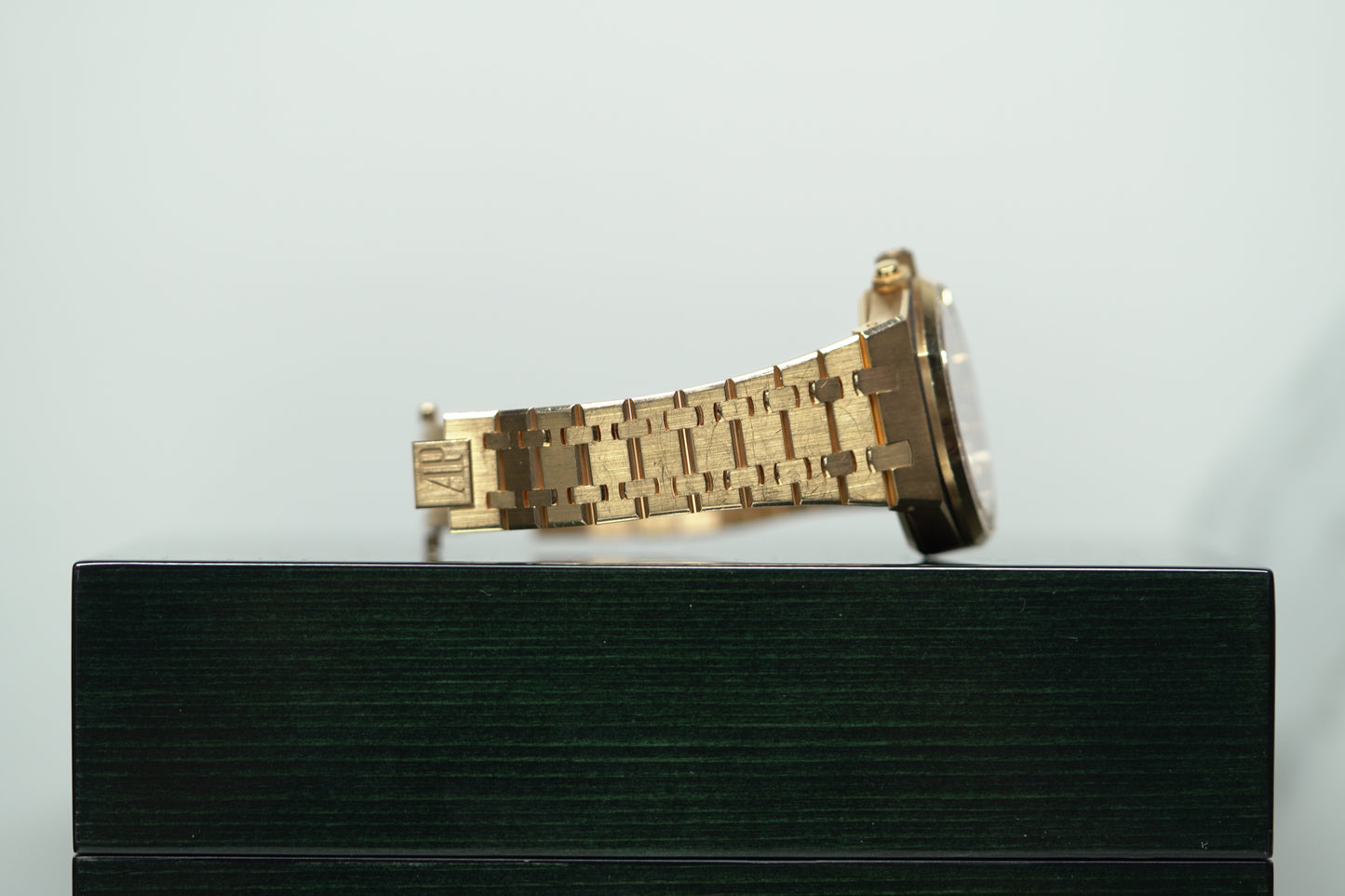 Audemars Piguet Royal Oak Offshore Rose Gold Diamond Bezel 38 White Bracelet Watch Only 26315OR