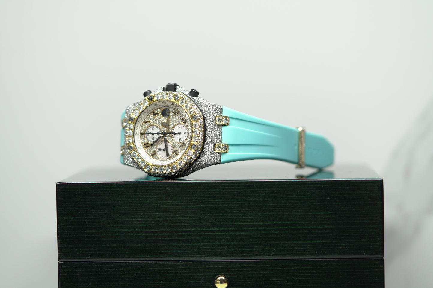 Audemars Piguet Royal Oak Offshore Two Tone Yellow Bustdown 42mm Diamond AM Rubber Watch Only 26020ST
