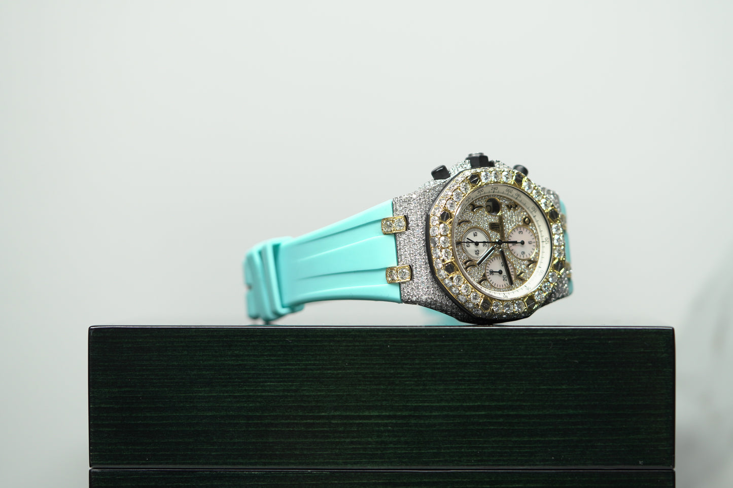 Audemars Piguet Royal Oak Offshore Two Tone Yellow Bustdown 42mm Diamond AM Rubber Watch Only 26020ST