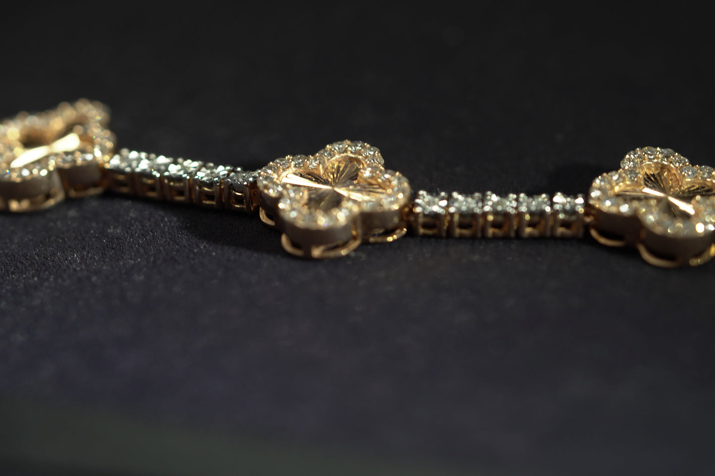 10KT 5.25CT. DIAMOND CLOVER CHAIN RG