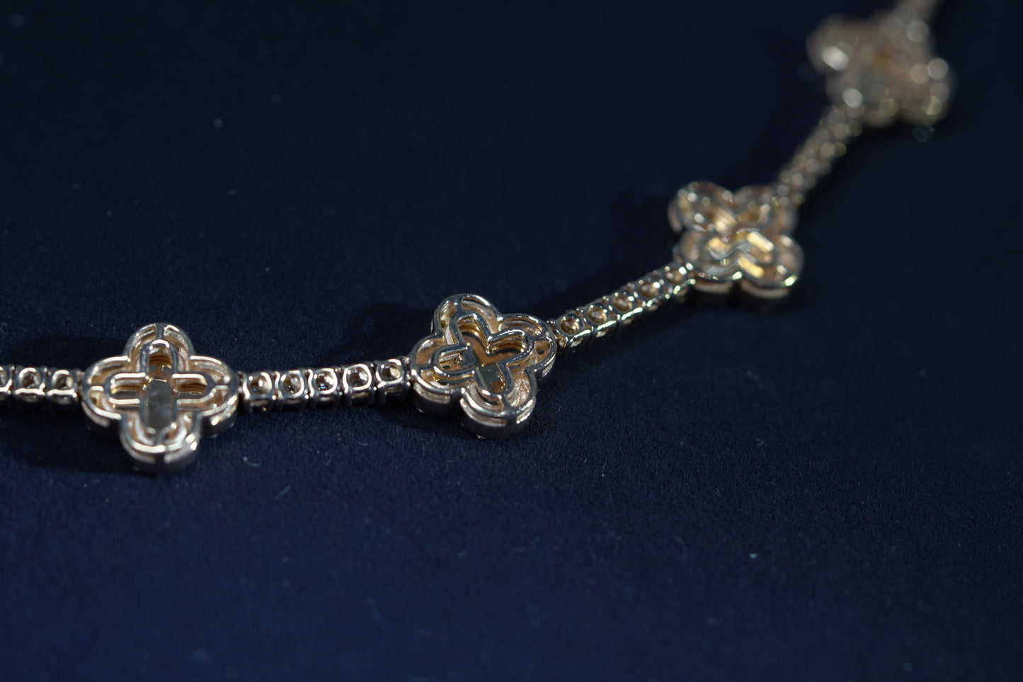 10KT 5.25CT. DIAMOND CLOVER CHAIN RG