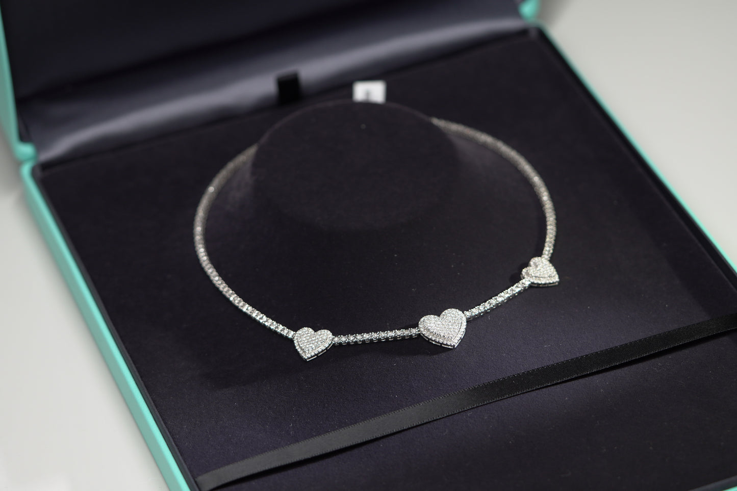 10KT 3.75CT DIAMOND 3 HEART NECKLACE WG