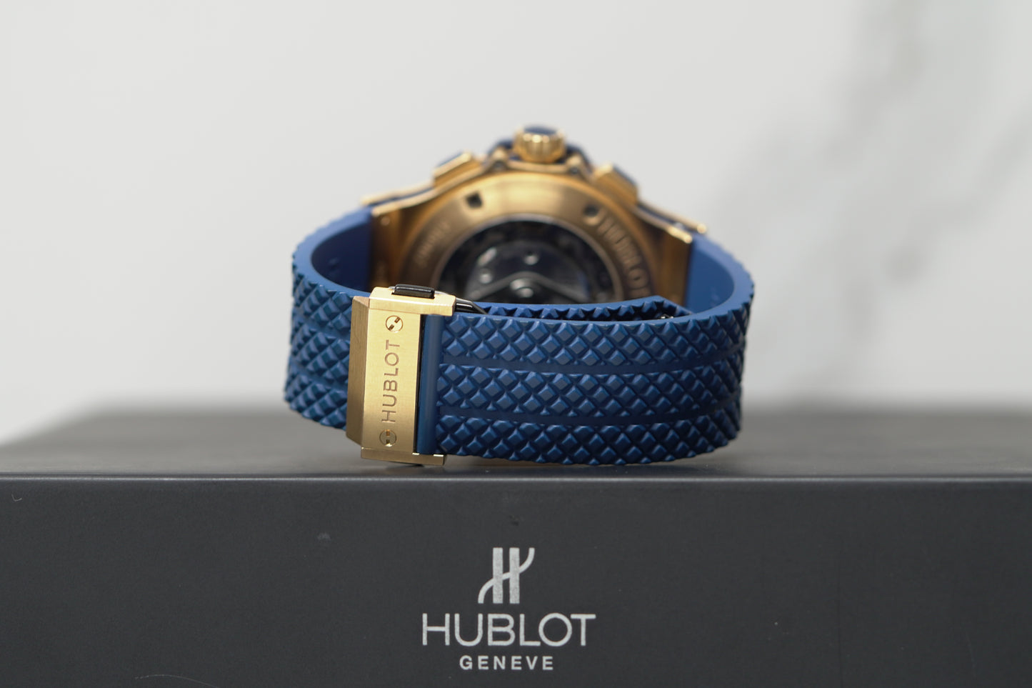 Hublot Big Bang Rose Gold 44mm Blue Rubber Watch Only 301PX7180LR