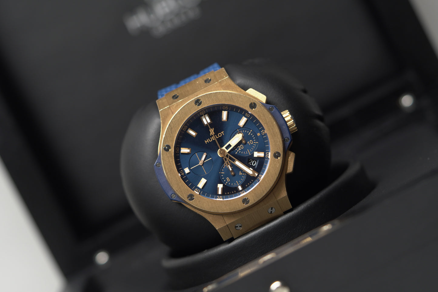 Hublot Big Bang Rose Gold 44mm Blue Rubber Watch Only 301PX7180LR