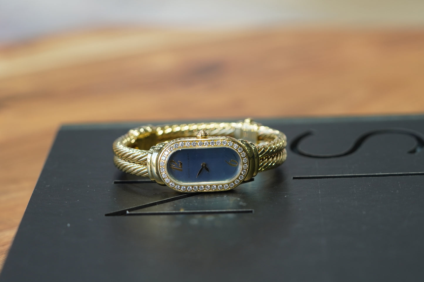 David Yurman Madison Yellow Gold 20mm Black Mother Of Pearl Bracelet Watch Only T408M88