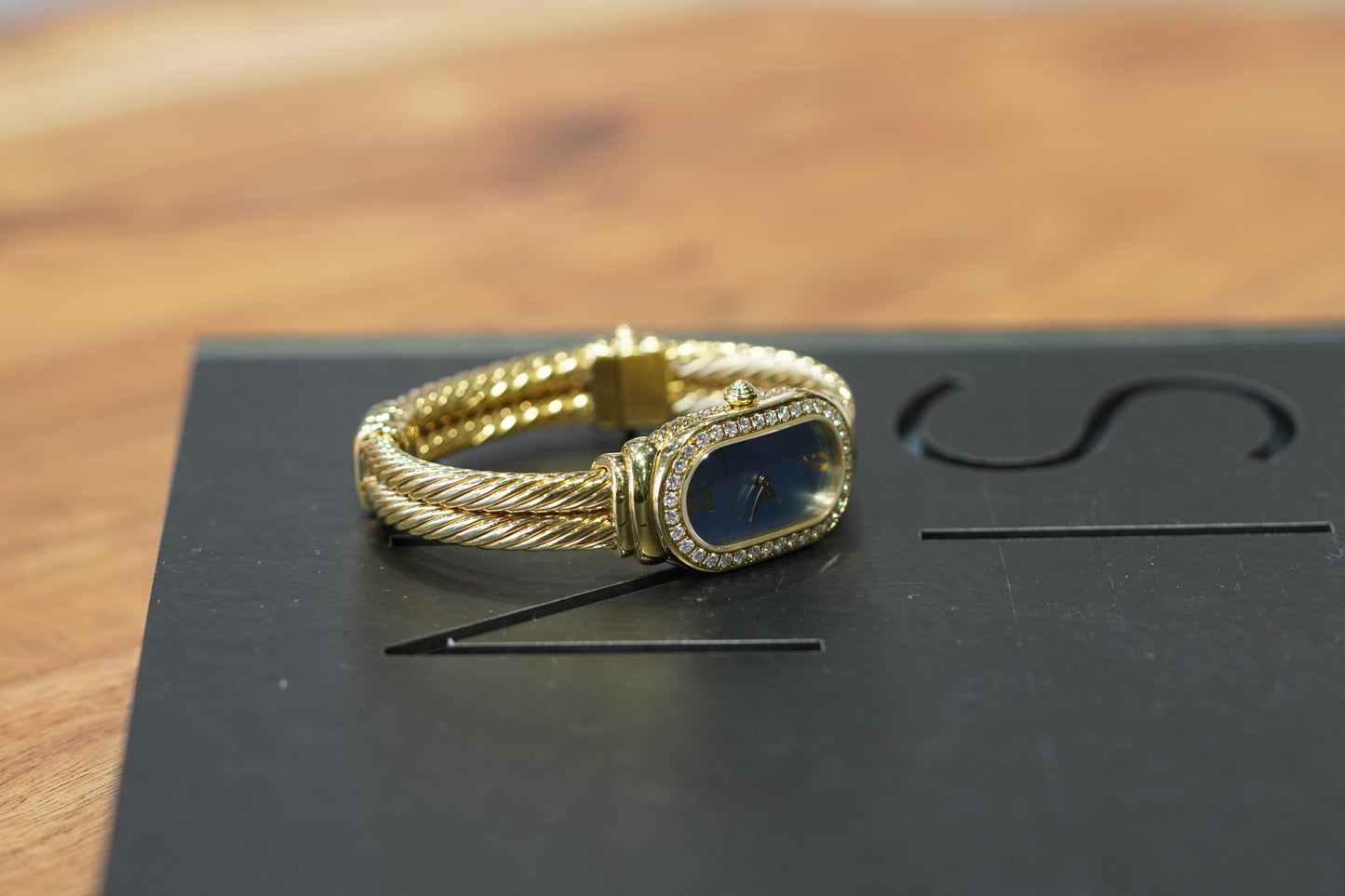 David Yurman Madison Yellow Gold 20mm Black Mother Of Pearl Bracelet Watch Only T408M88