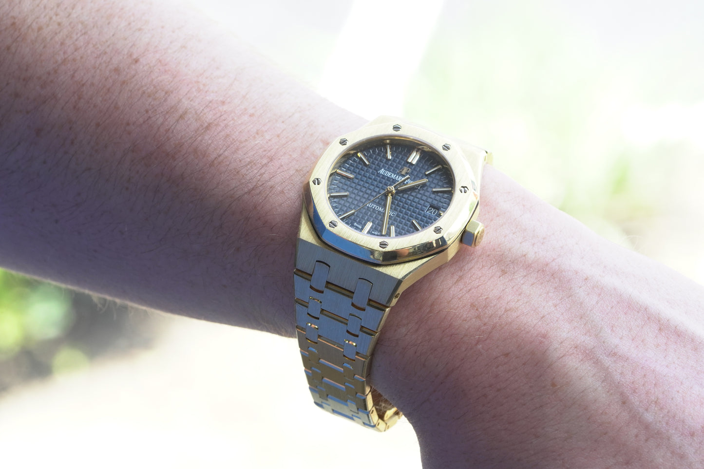 Audemars Piguet Royal Oak Yellow Gold 37mm Blue Bracelet Box & Papers 2017 15450BA