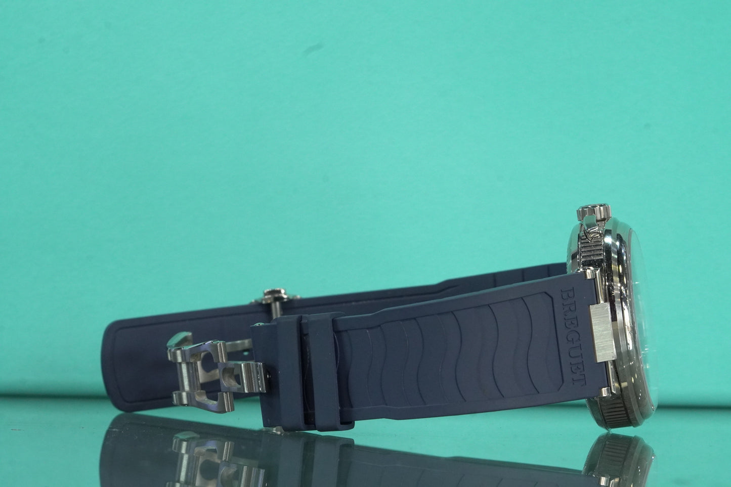 Breguet Marine Marine White Gold 40mm Blue Rubber Watch Only 5517BB