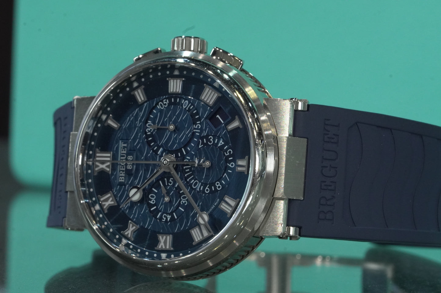 Breguet Marine Marine White Gold 40mm Blue Rubber Watch Only 5517BB