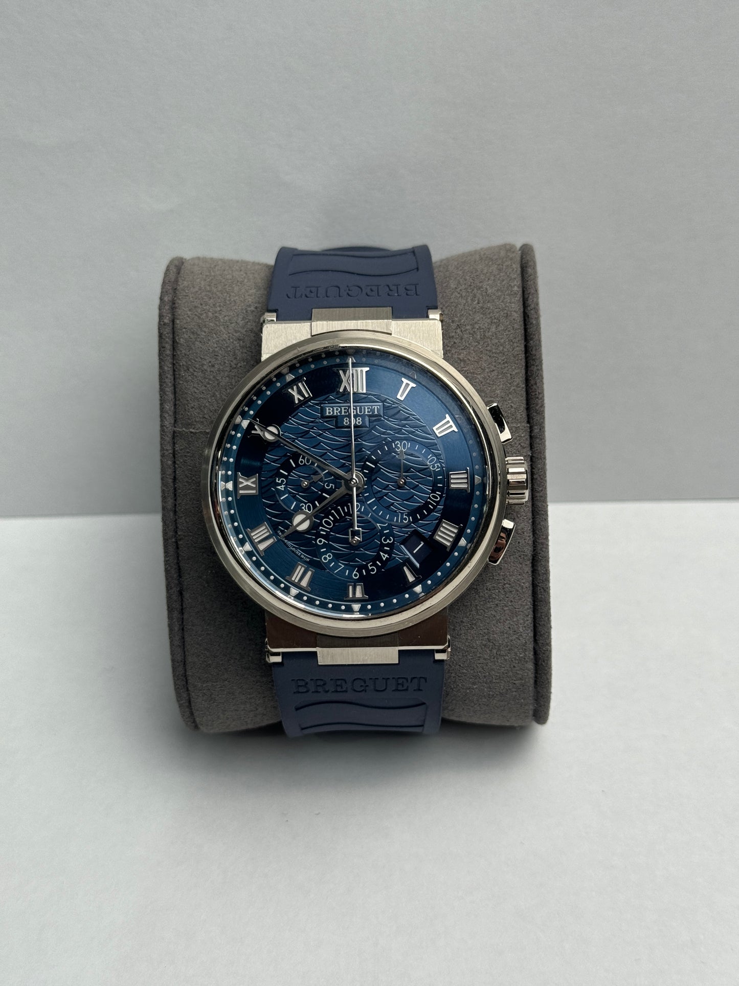 Breguet Marine Marine White Gold 40mm Blue Rubber Watch Only 5517BB