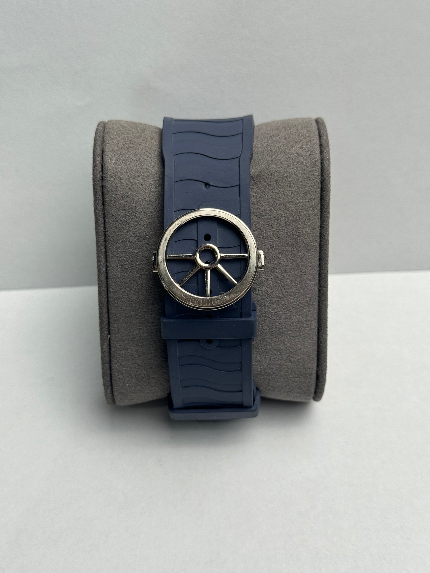 Breguet Marine Marine White Gold 40mm Blue Rubber Watch Only 5517BB