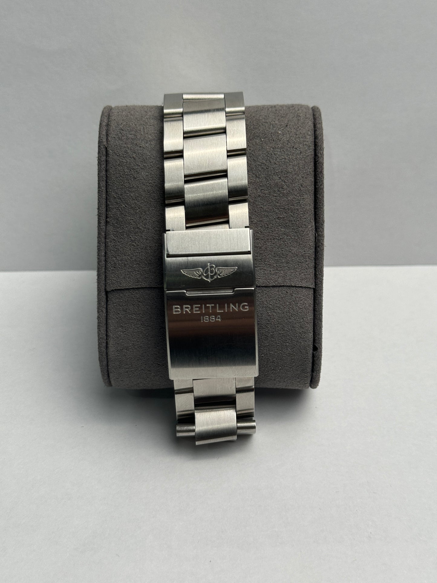 Breitling Super Avenger Stainless Steel 48mm Black Bracelet Box & Papers A13375