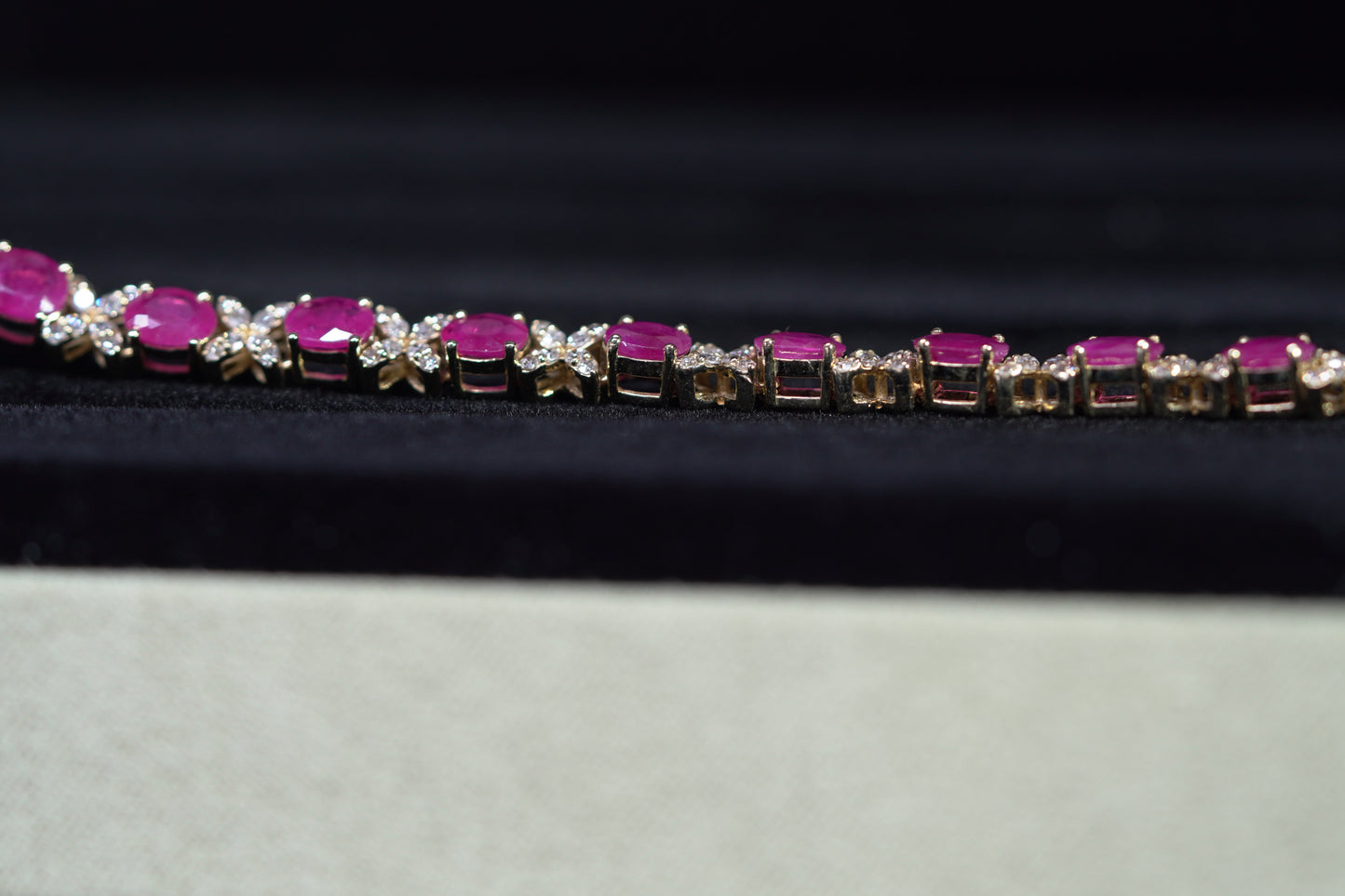 14KT 1.30CT DIAMOND RUBY BRACELET YG