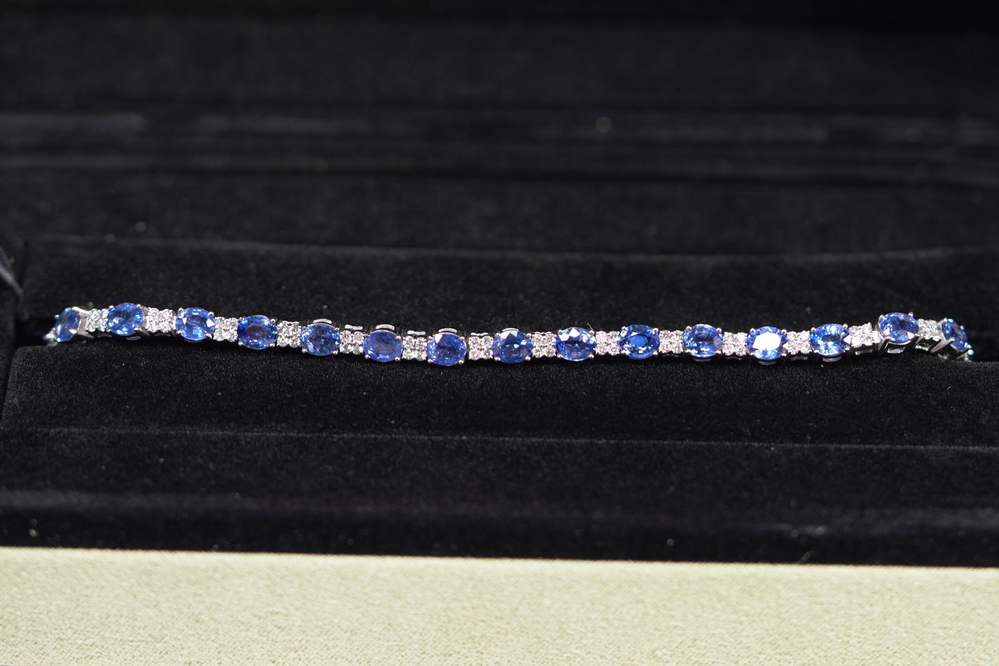 14KT 1.10CT DIAMOND SAPHIRE BRACELET WG