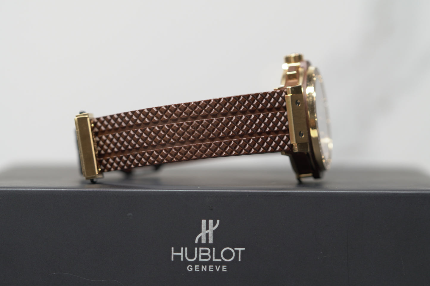 Hublot Big Bang Rose Gold 41mm Brown Rubber Watch Only 341PC1007RX114