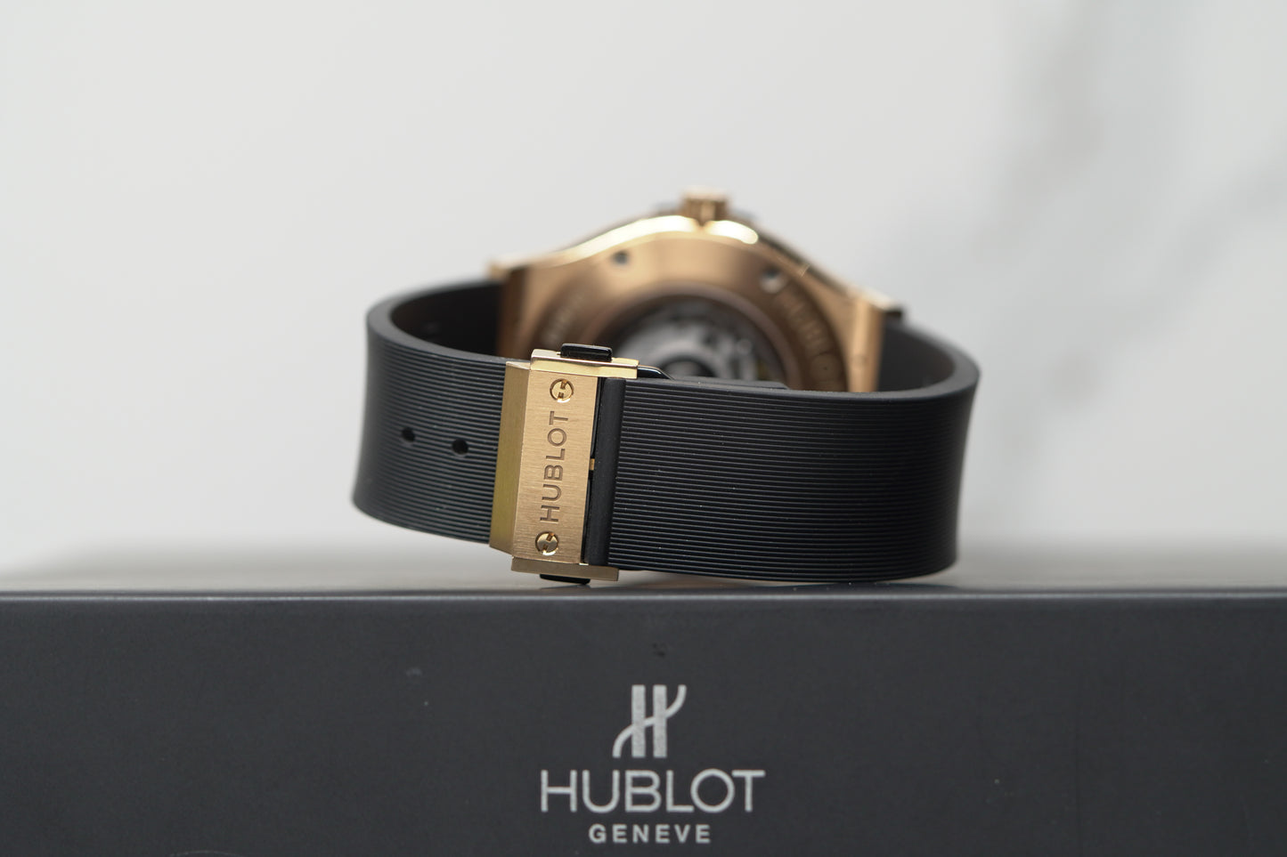 Hublot Classic Fusion Rose Gold 45mm Black Rubber Watch Only 511OX7081LR