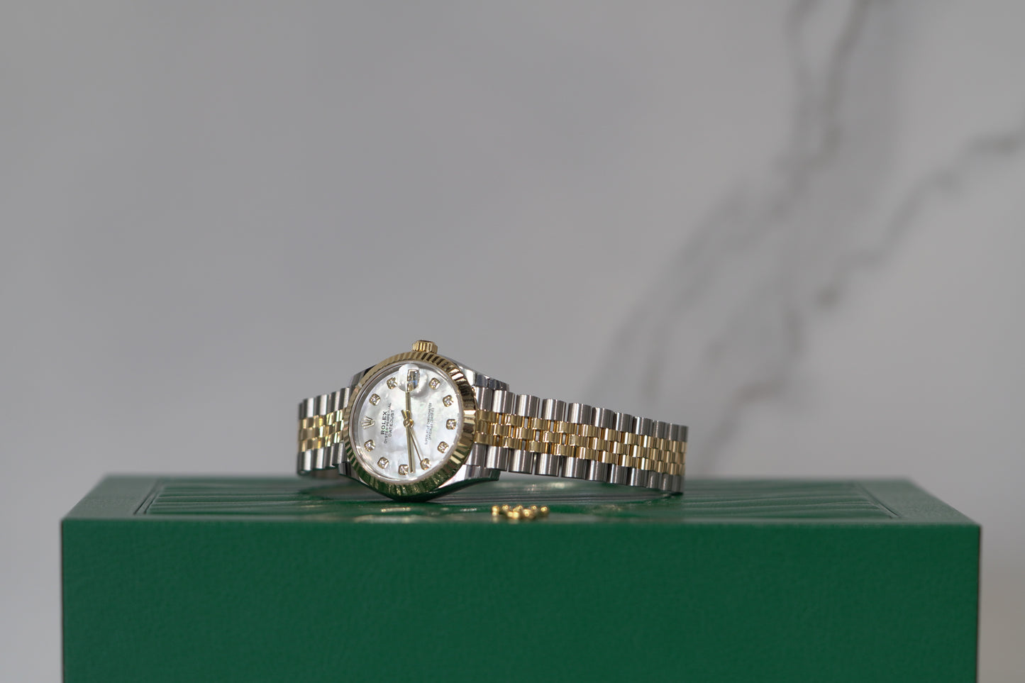 Rolex Datejust Two Tone Yellow Fluted 31mm Mother of Pearl Jubilee Box & Papers 2024 278273