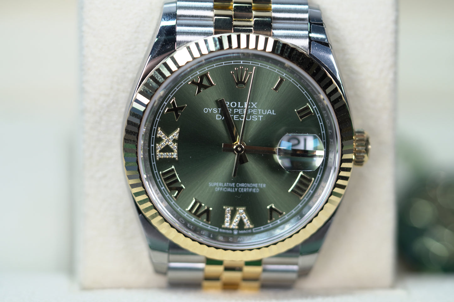 Rolex Datejust Two Tone Yellow Fluted 36mm Green Roman Jubilee Box & Papers 2024 126233