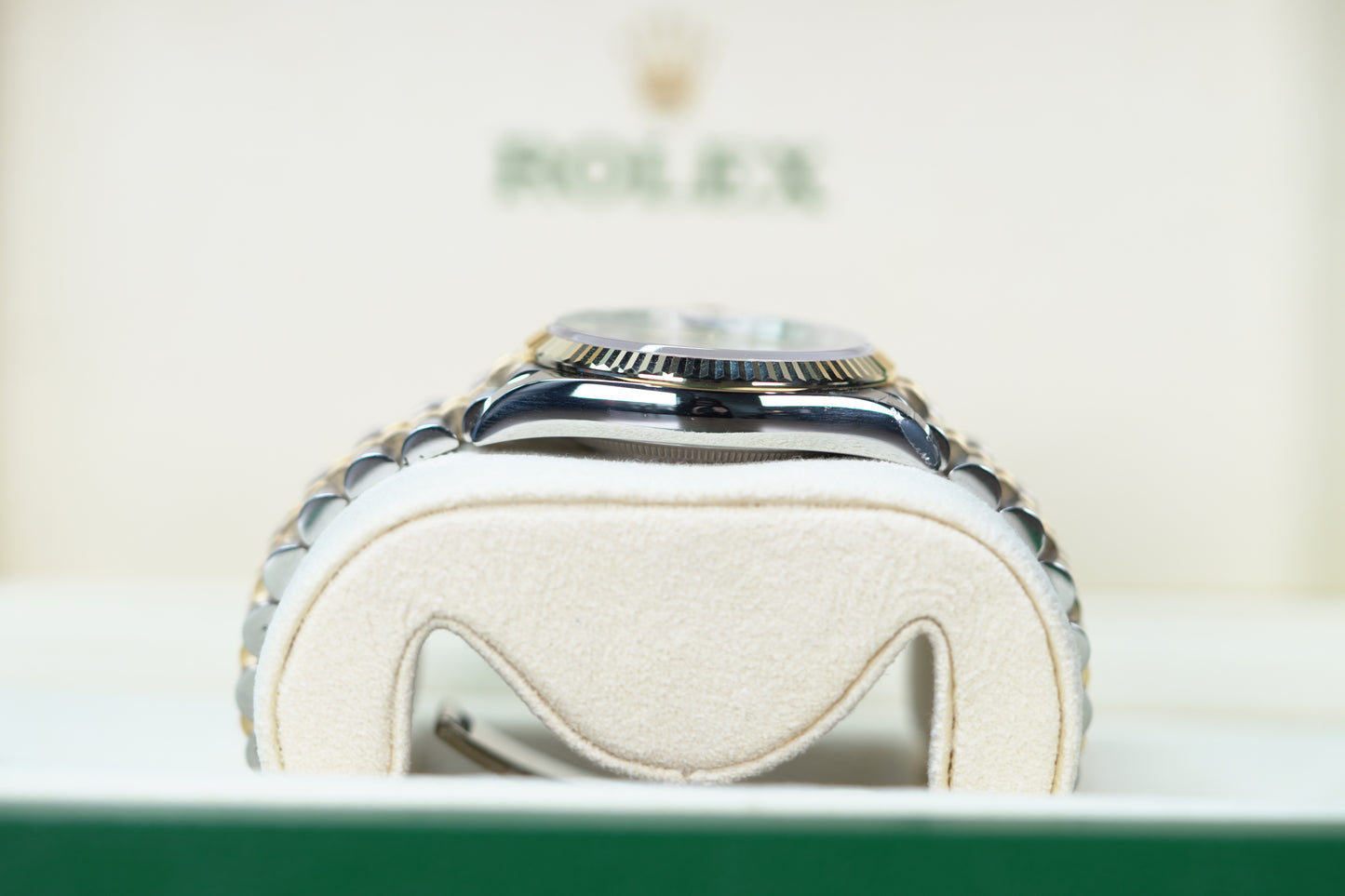 Rolex Datejust Two Tone Yellow Fluted 36mm Green Roman Jubilee Box & Papers 2024 126233