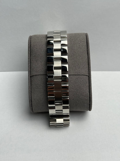 Cartier Roadster Stainless Steel 38mm Black Bracelet Watch Only W62020X6